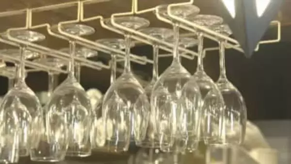 「言うことを聞かずカッとなって」中洲の飲食店で後輩従業員の口に割れた焼酎瓶突き刺しけがさせたか　47歳男逮捕