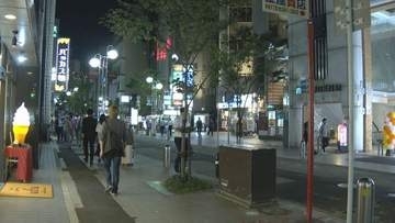 犯行前に｢すり｣の練習か　17歳の男子高校生2人を逮捕　未明に歓楽街･中洲で51歳男性のポケットから財布を抜き取った疑い