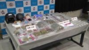 麻薬密売・所持した疑いで男2人逮捕　原付バイクで車の客に渡したか