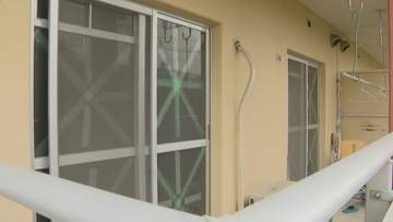 福岡市早良区の集合住宅で深夜に火災か？　焼けた部屋から1人の遺体発見　高齢男性と連絡取れず