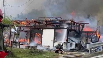 福岡・福津市八並の木造住宅2棟が全焼する火災　けが人なし