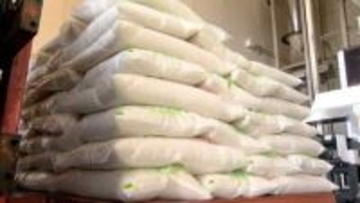 「投げ売りしなきゃ追いつかない」令和のコメ騒動から2年、一転して「コメ余り」の局面へ　価格下落と中東情勢の影　揺れる米どころの現在地