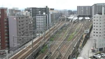 ｢何かが当たった様な…｣朝ラッシュの列車内で21歳女子大学生の背後に立ち下腹部を押し当てたか　49歳会社員の男｢事実無根｣否認