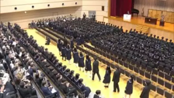 福岡県内の県立高校で卒業式