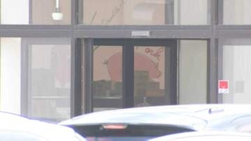 商業施設で盗撮か　福岡市職員の36歳男を逮捕　｢スカートの中を見たい、スリル味わうため｣容疑認める