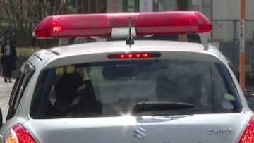 「炊事の音がかんにさわった」55歳妻の顔に炭酸飲料水入りペットボトルを投げつけけがさせたか　51歳無職の男逮捕