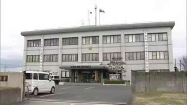 鋭い先端を内蔵した”仕込み杖”を自転車のタイヤに突き刺しパンクさせたか　器物損壊の疑いで72歳の男を逮捕　現場の駐輪場では同様の事案を数件確認　警察が関連を捜査