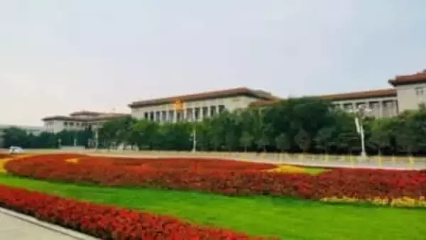 露呈する習近平「一強」体制　全人代が映し出す独裁の光景