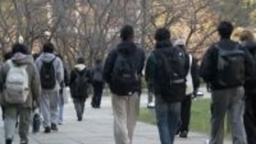 学生マンションは”合格前予約””自動調理鍋にロボット掃除機”・・・春から大学生！新生活の最新トレンドは？