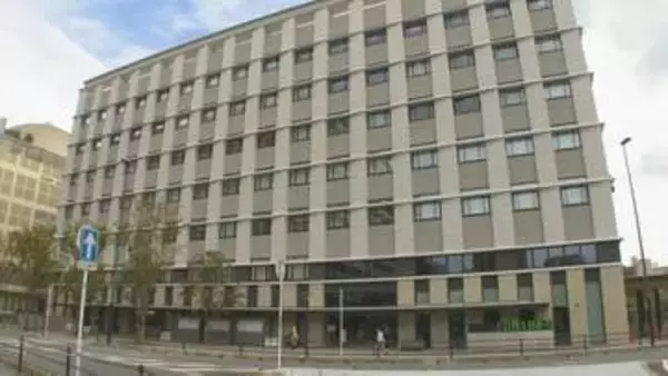 【不起訴】密売人の男らに営利目的で大麻を含む植物片やコカインを含む粉末を渡した疑いで逮捕の25歳会社員男性　理由は「事案の性質や諸般の事情、関係証拠を慎重に検討した結果」