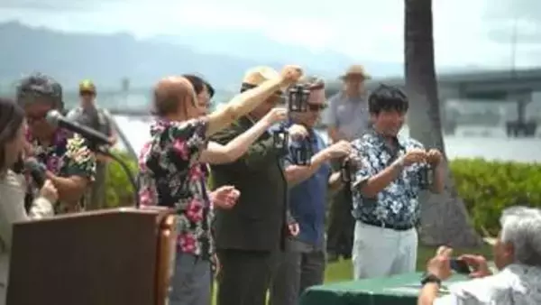 真珠湾に「原爆の残り火」被爆者と東條英機・トルーマンの子孫らが共に吹き消し誓った「心の終戦」
