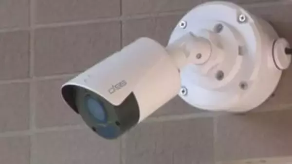 34歳自営業の男性宅の合鍵を渡されていた27歳女　合鍵を返却後に鍵を交換した男性宅に侵入し鍵4本付きのキーホルダー盗んだか