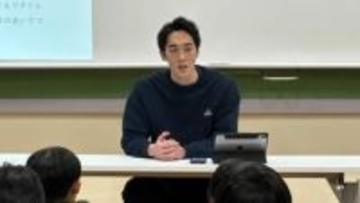 「育て方が悪かったのか…」自分を何度も責めた母　吃音のプロバスケットボール選手が当事者の親に伝えたいこと　「母は一度も“吃音のある子”というふうに接しなかった」　【後編】