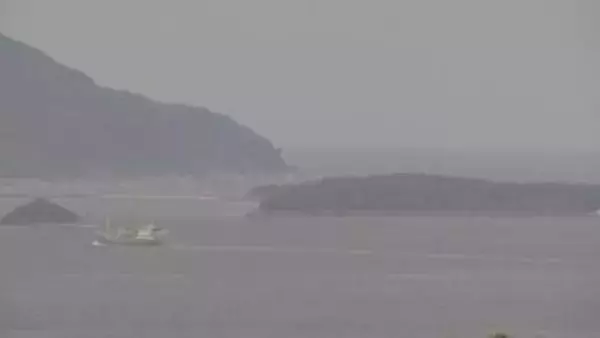 ｢男性が海に浮いているように見える｣釣り人が通報　成人とみられる全裸の男性遺体を発見　死後数日以上経過か