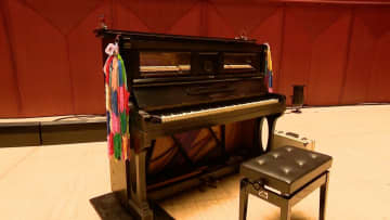 平和への思いを音色に乗せて　「被爆ピアノ」福岡でコンサート