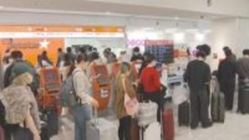 「一生休みが続いてほしい」「おじいちゃんおばあちゃんも喜んで最高」連休最終日の福岡空港　Uターン客でにぎわう