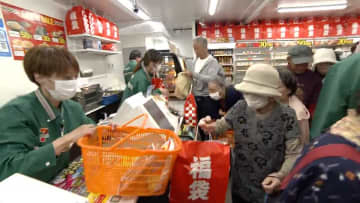 「アイスは絶対売ってください」住民が熱望したコンビニ　人口2000人の星野村にプレオープン　広さは半分”地域共創型”店舗とは？　福岡県八女市