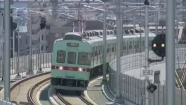 西鉄天神大牟田線　筑紫～小郡　架線に飛来物で運転見合わせ