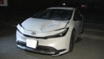 85歳の男性運転の車が46歳女性をはねる　女性は腰の骨を折る大けが　福岡県大野城市