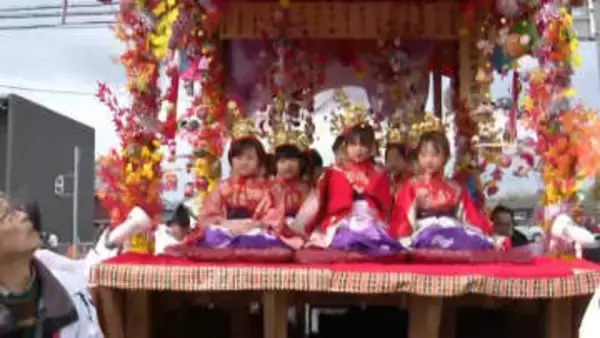 水郷を彩る「さげもん」　商店や旧家に並ぶ「3000体のひな人形」　福岡･筑後地方の各地でひな祭りイベント始まる