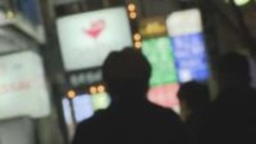 スナックで「料金が高い」と暴れる62歳男→警察が駆けつけ説得→支払い後にバッグを落として警察官に「ちゃんと拾いましょうね」と言われ激高し暴行か　「覚えていない」