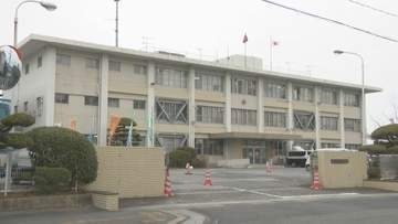 田川市で住宅ほぼ全焼　焼け跡から１人の遺体発見 ９４歳母親と連絡とれず