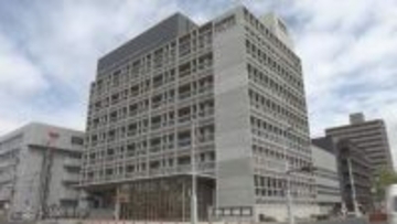 自称・フォトグラファーの男　商店に侵入し現金やブランドバッグ盗んだ疑いで逮捕【高知】