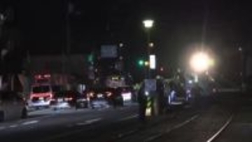 路面電車と歩行者が接触 60代女性が意識不明の重体【高知】