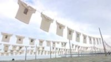 《Ｔシャツアート展準備進む》高知県黒潮町入野の浜で5月1日から開催【高知】