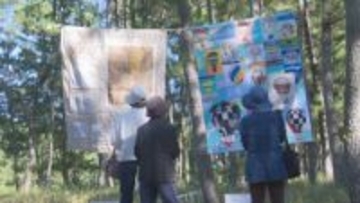 黒潮町の入野松原で「潮風のキルト展」開催　全国各地からの116作品が潮風に揺れる【高知】