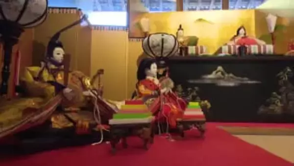 四万十町の古民家カフェ 多様なひな人形を展示【高知】