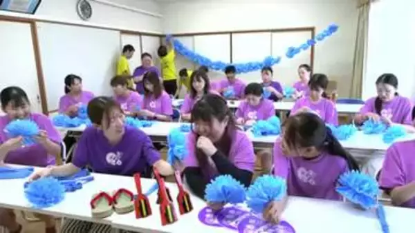 《よさこい祭り近づく》万々商店街で初の花メダルづくり【高知】
