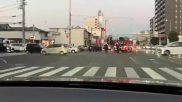 火災現場に向け緊急走行していた消防車両が一般車両と衝突 普通乗用車運転の男性が軽いけが【高知】