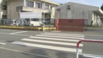 小学校正門前の横断歩道で6歳男子児童がはねられ重体　男児の意識が戻る　熊本県御船町
