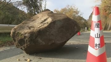 【交通情報】県道40号南小国波野線「全面通行止め解除」「片側交互通行」に　最大震度5強の地震で落石　熊本県産山村