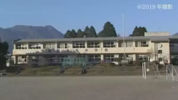 給食調理員の腕に「調理器具の撹拌部分」に腕を挟まれ骨折　誤って作動ボタンを押したか　熊本県高森町