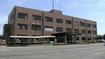 小学校の休憩所が全焼　ピザ窯など設置　熊本・玉東町