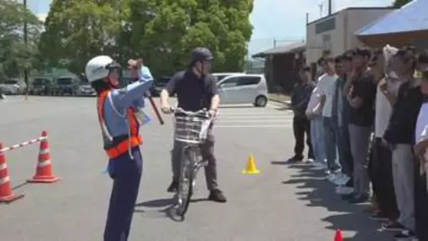 Do You Know About Japan’s New 'Blue Ticket' System for Bicycles?　青切符"制度、知ってる？　留学生と学ぶ自転車の安全利用　熊本