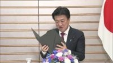 高市総理を支える「内閣の要」木原稔官房長官、激動の2か月を語る　くまモンのバインダーを手に国政の中枢から地元熊本を想う