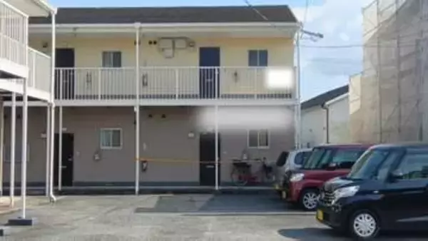 "首に紐"アパート変死体 3人　遺体は「和室の布団の上」　熊本県警は住人の親子と見て捜査