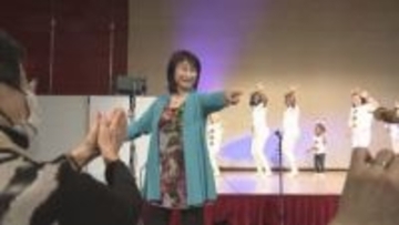 トーンチャイムや子どもの歌声響く…収益の一部を寄付　「松山市民チャリティークリスマス」