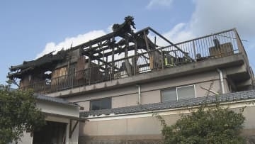 松山市内の倉庫兼住宅が全焼 焼け跡から2人の遺体 住人の高齢夫婦と連絡取れず
