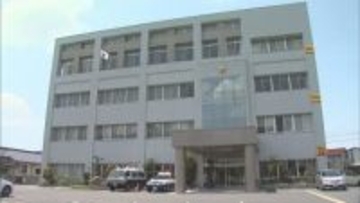 軽自動車が後ろからはねる　散歩中の女性が死亡【愛媛】