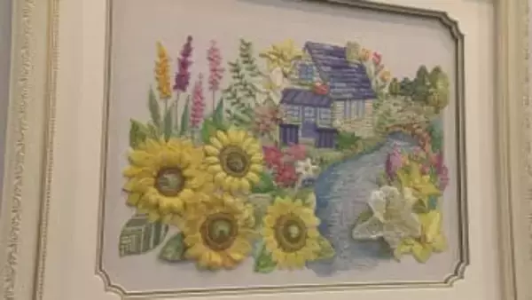 ヨーロッパ伝統の刺しゅうを日本流にアレンジ「戸塚刺しゅう展」いよてつ高島屋で24日まで