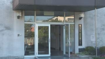 別の女性にもみだらな行為の疑い　県青少年保護条例違反で逮捕・起訴の県職員を不同意性交等の容疑で再逮捕【愛媛】