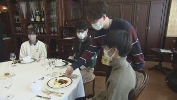 人手不足解決へ 道後のホテルで大学生が宿泊業体験【愛媛】