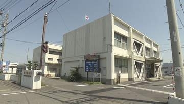 高齢者夫婦の住宅に放火し縁側焼く　近所の50代の男を放火容疑で逮捕　伊予市　犯行の動機等を捜査【愛媛】