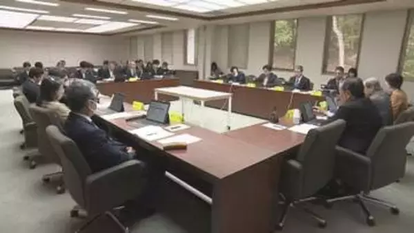 2060年に人口半減見込みの愛媛県、転出超過や合計特殊出生率に関する新たな目標を報告