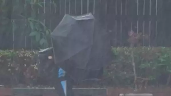 2か月ぶりのまとまった雨　松山46ミリ　雨のピークは過ぎ警報級の大雨の可能性は低下　あす明け方にかけ土砂災害には注意を【愛媛】