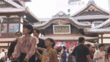 「学校行きたくない…」「（あしたから仕事）頑張ります」愛媛屈指の観光地・道後温泉　GW最終日も多くの人で賑わう　車での遠出を控える動きも